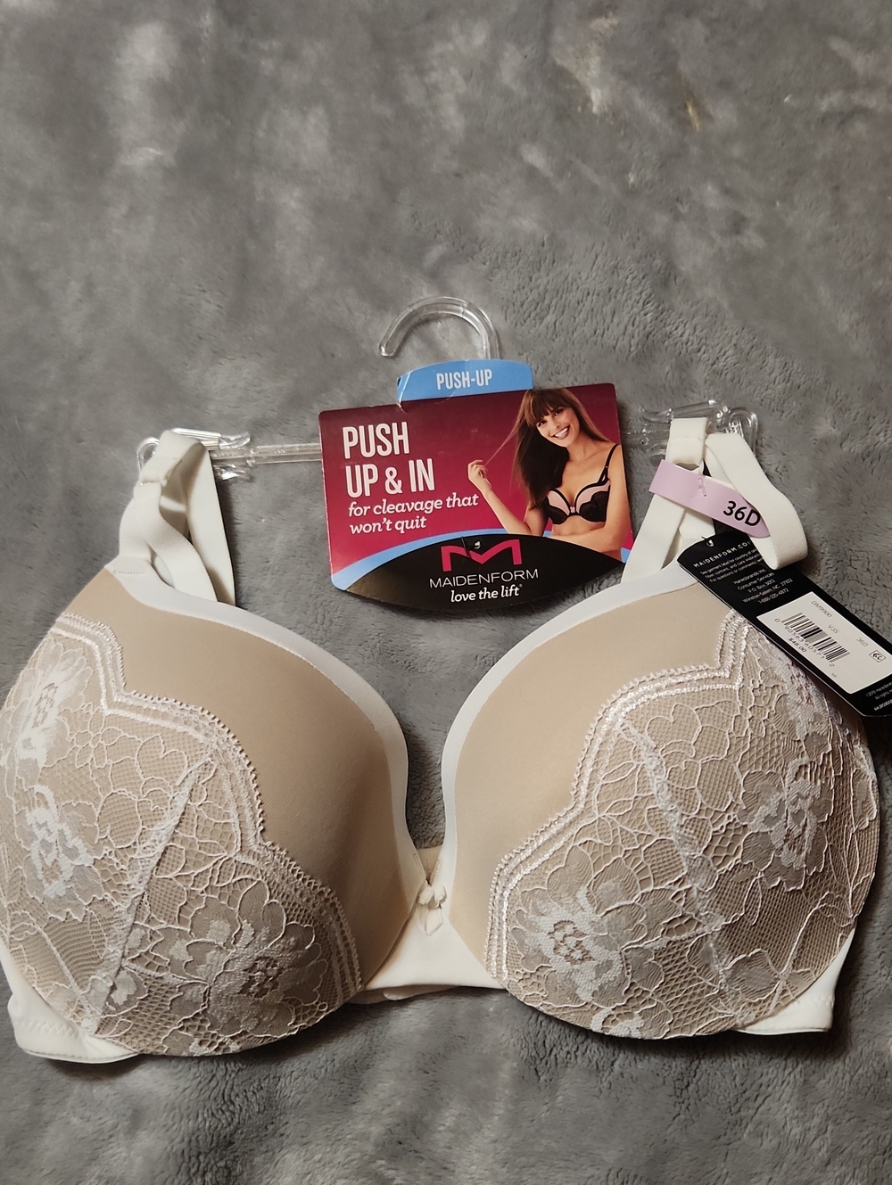 Maidenform Push-Up Lace T-Shirt Bra in Beige and White